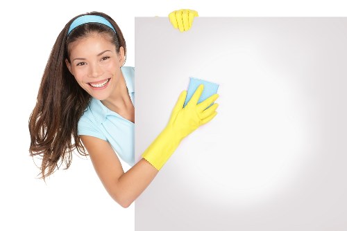 Hot water extraction cleaning for carpets in Hammersmith